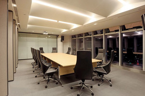 多功能會議室 對用戶方的使用有一定的技術要求